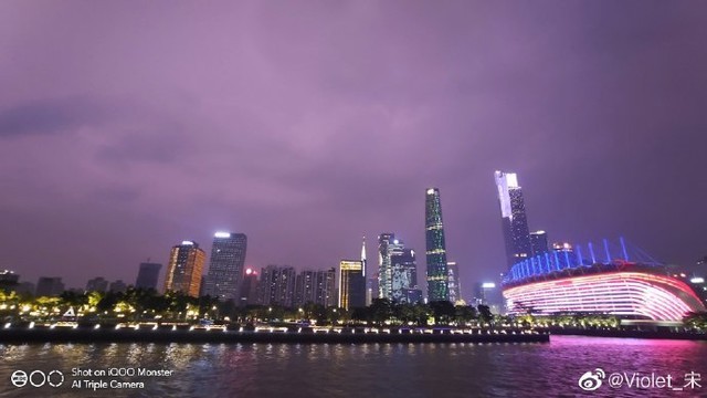 拒绝游戏手机定位 iQOO Pro诠释黑科技旗舰 