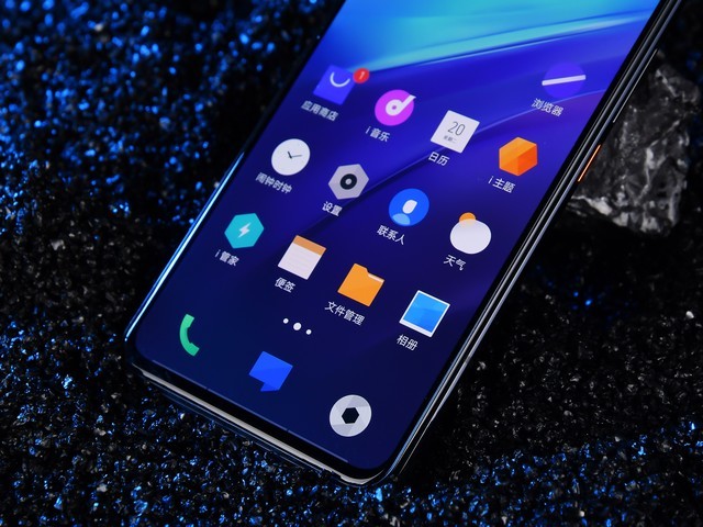 iQOO Pro 5G我已下单 优点太多听我细细道来 