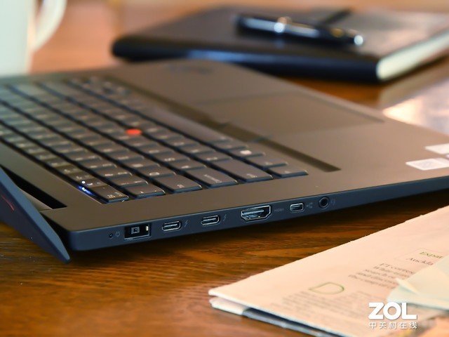 无与伦比的色彩 ThinkPad X1 隐士 2019评测 