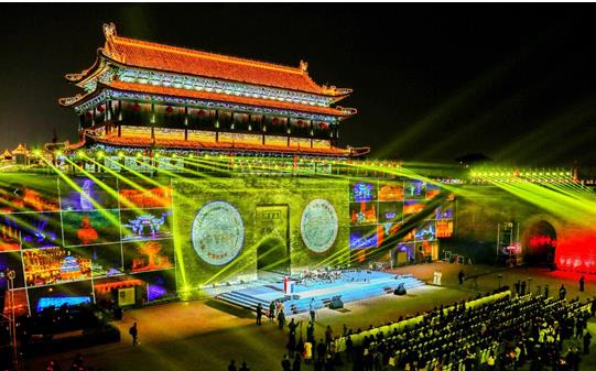 【丝路上的西安】70年新起点 外国媒体采访团见证大西安“追赶超越”国际化城市“新风貌”