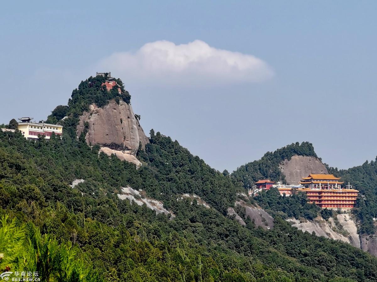 西安人旅游在铜川之一大香山寺