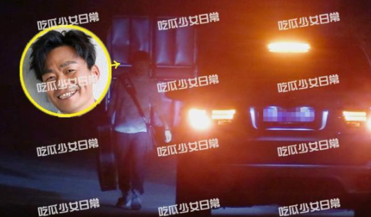 华商头条|王宝强拿吉他出门变文艺青年 头戴鸭舌帽低调十足