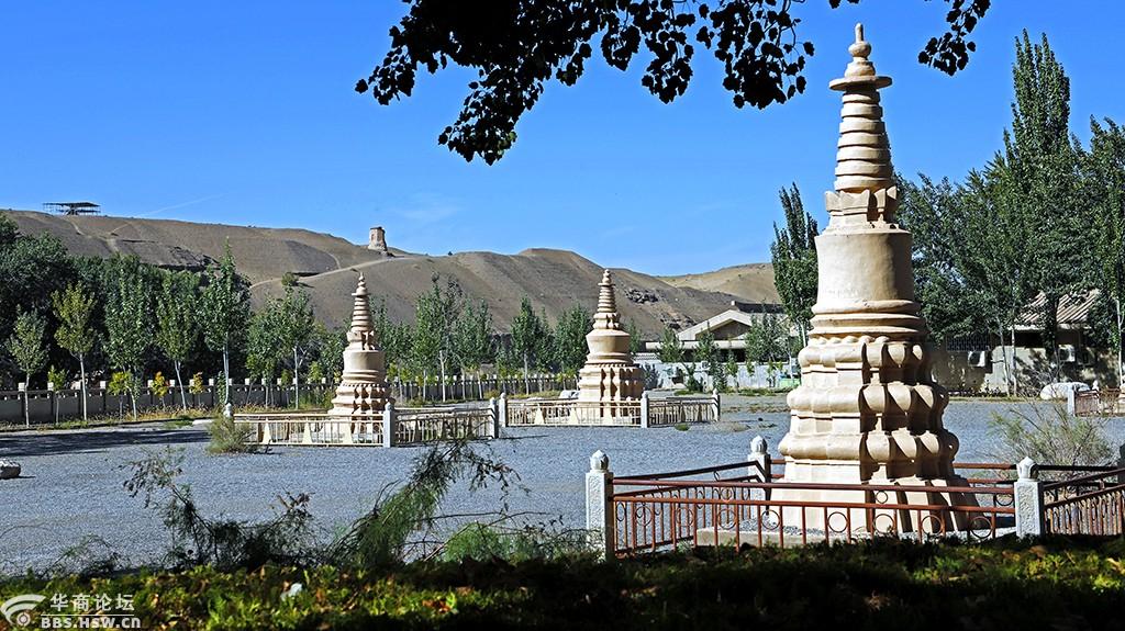 丝路明珠莫高窟