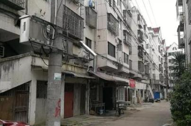 华商头条|莲湖区477个小区纳入老旧小区改造范围 185条背街小巷将提升