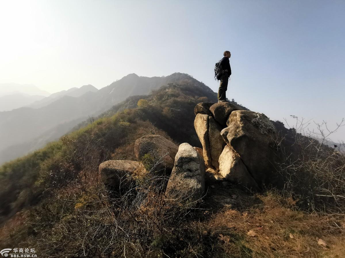 白石峪爬山西侧山梁路难走