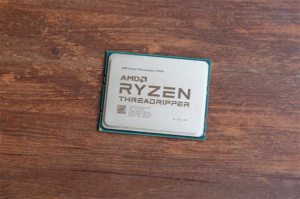AMD营销人员发愁了：64核锐龙Threadripper 3990X找不到对手