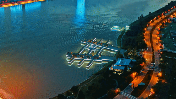 092692ee51cf14e7d9390651653f4a1b.gif