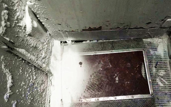 这趟列车穿行大兴安岭 堪称"移动冰柜"