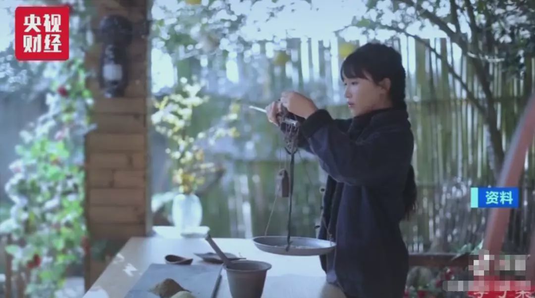 李佳琦年赚2亿 李子柒1.6亿?背后大赚的还有他们