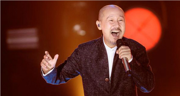 华商头条|腾格尔硬核翻唱串烧热曲 网友惊呼：瞬间忘记原唱