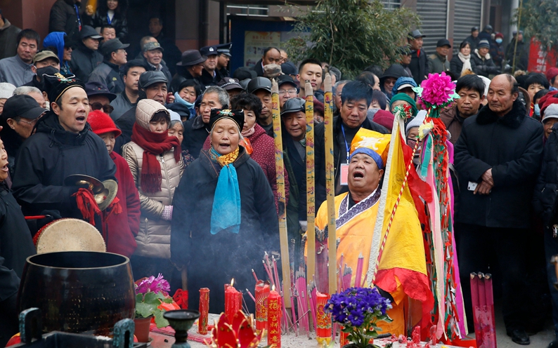新春走基层|鄠邑千人街头“迎城隍” 非遗600多年传承不息