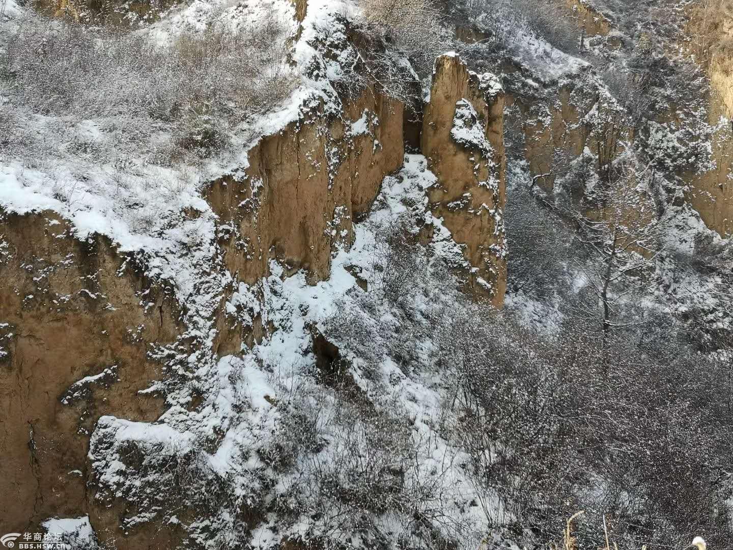 淳化寒冬腊月山村雪景图