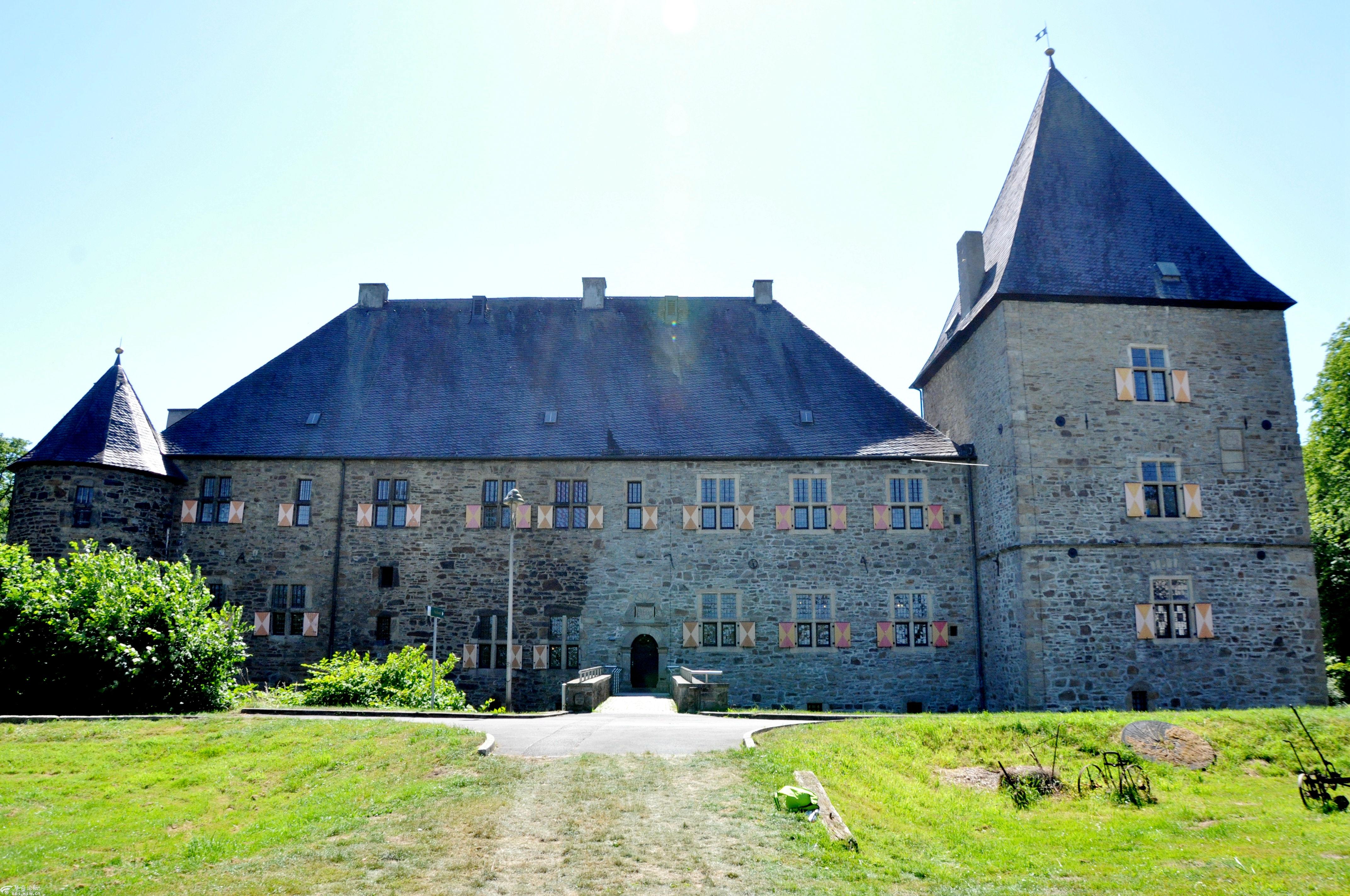 天马行空看世界走马观花逛德国北威州之波鸿水上城堡乐器博物馆篇