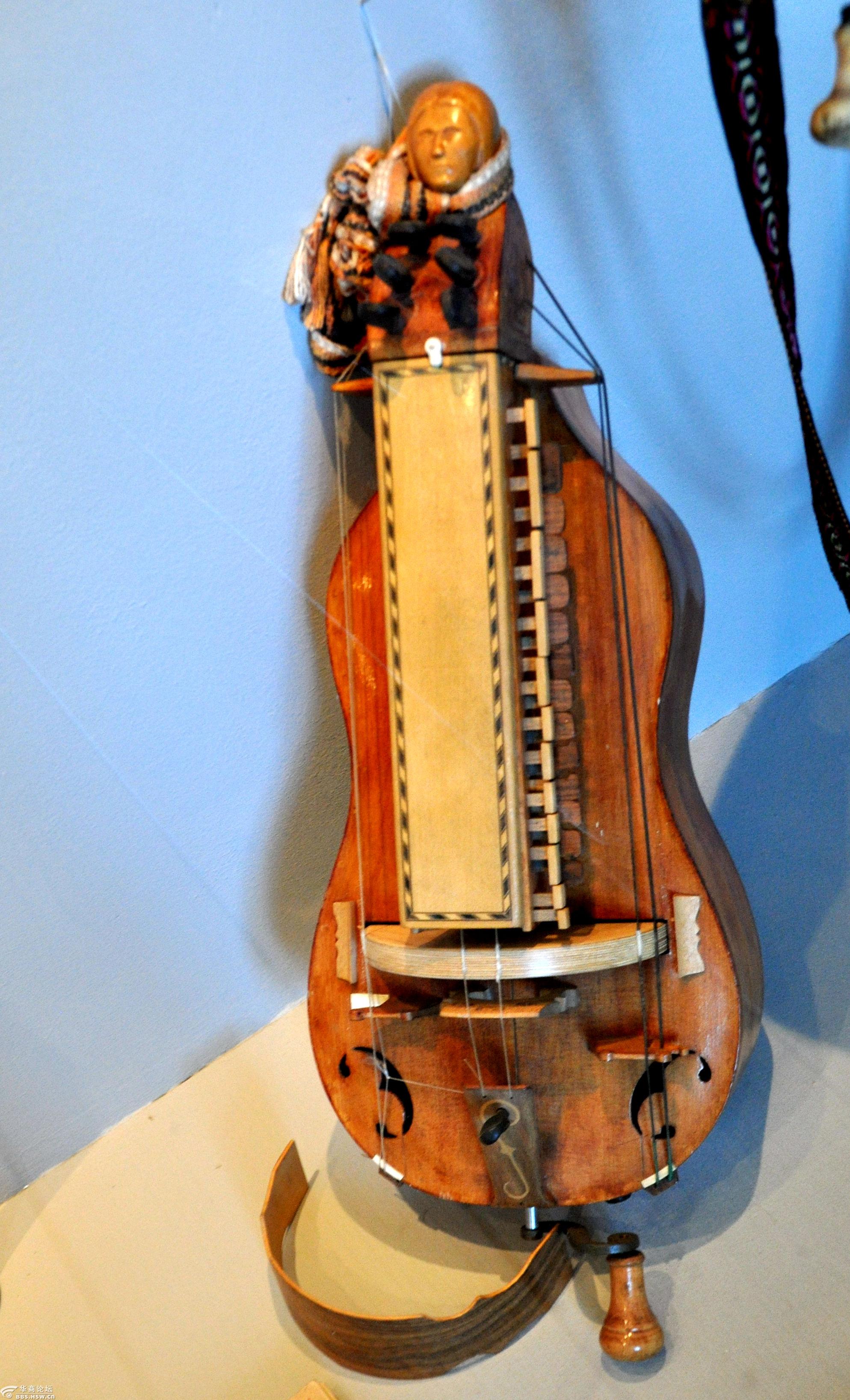 天马行空看世界走马观花逛德国北威州之波鸿水上城堡乐器博物馆篇