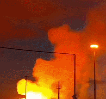 62ef5e52g00q8203n02ejc000bb00akc.gif