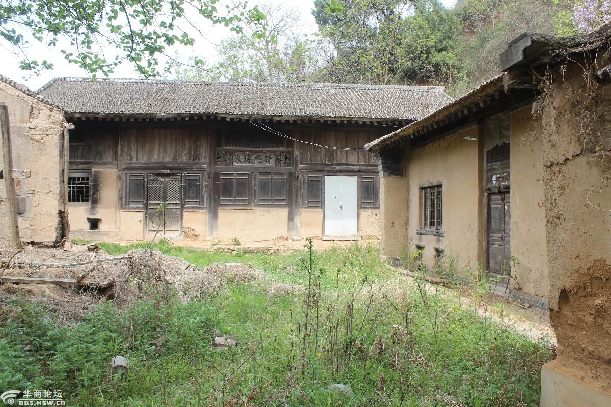 村里,老房子