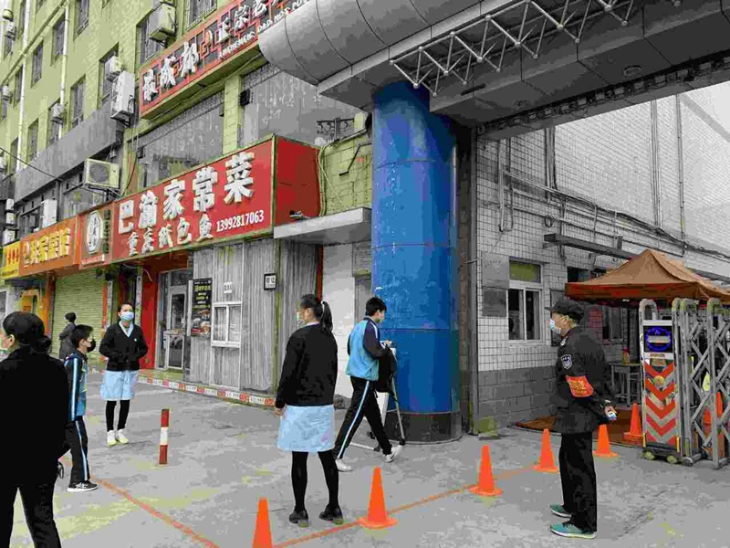 西安非毕业班复课首日|五十三中：学校没有食堂 将给学生配餐